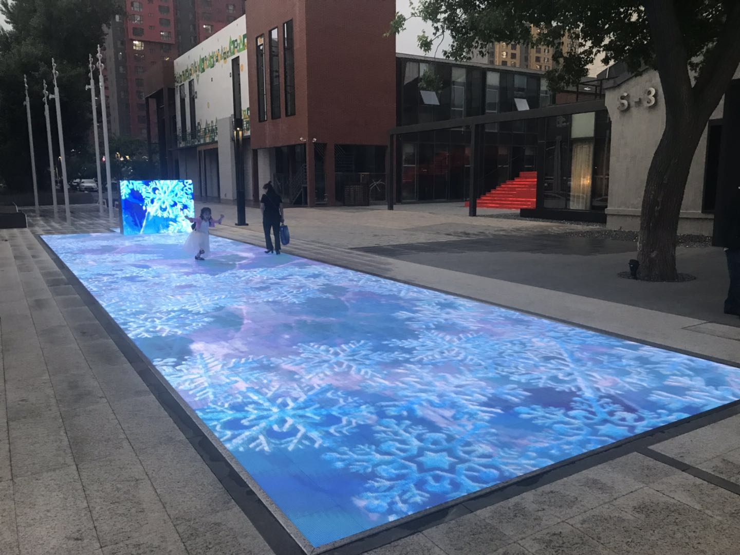 Fabricante de paneles de piso interactivos