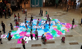 Piso LED interior para el centro comercial 282x169