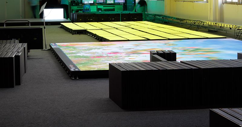 ¿Son duraderos los pisos LED del sensor?