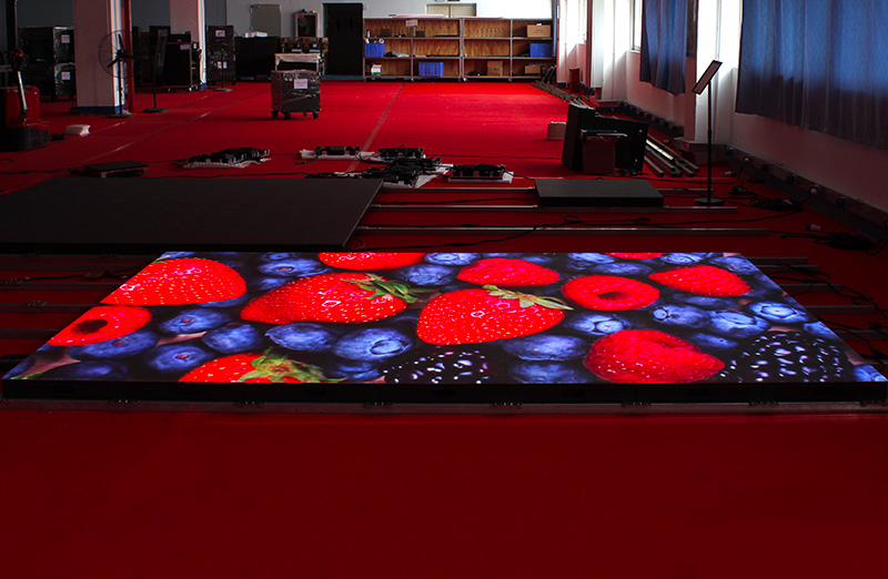 ¿Cuáles son los beneficios de usar un piso LED de video?