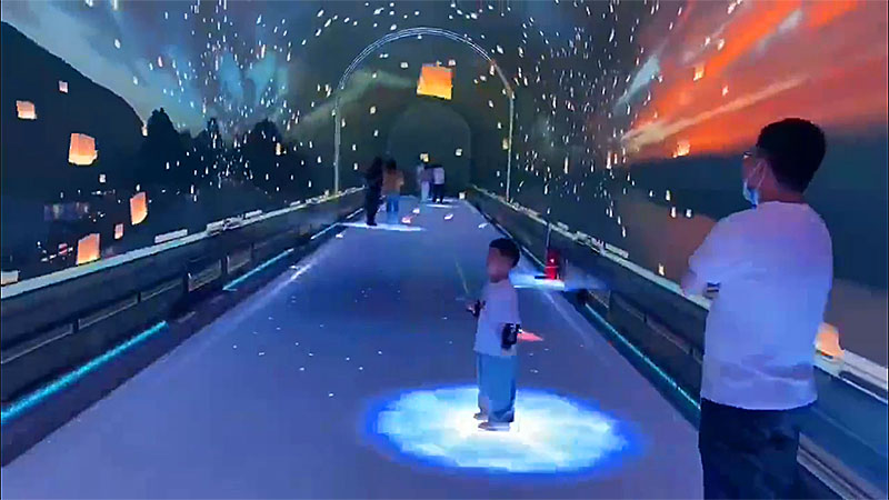 ¿Qué tipo de mantenimiento requieren los pisos LED interactivos?