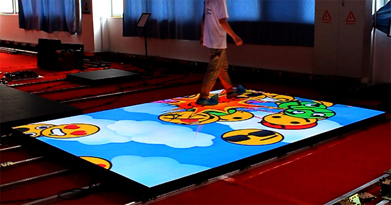 Factor&iacute;as LED-FLUORES-ESSEMBLE